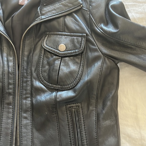 Danier Leather Jacket - Picture 6 of 6